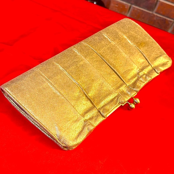 WOW POSHMARK - Authentic Gold Leather Date Night Supermodel Hobo Bag - Picture 10 of 11